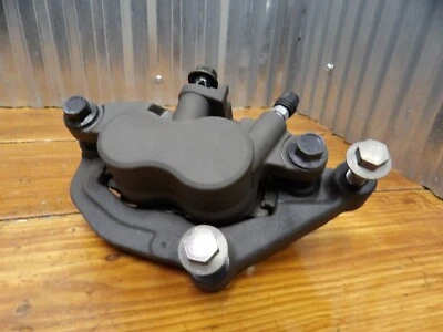 09-17 PINZA FRENO DELANTERO DERECHO YAMAHA FZ6R 5VX-2580U-00-00 Foto 1 de 4