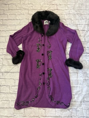Cárdigan largo vintage para mujer STORYBOOK KNITS HSN piel púrpura gatos lentejuelas Foto 1 de 4