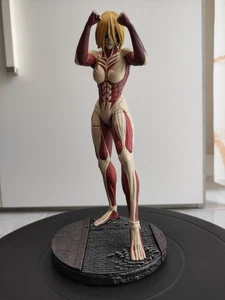 ATTACK ON TITAN STATUA ANNIE LEONHEART FEMALE TITAN POP UP PARADE VER. L 24CM - Foto 1 di 10