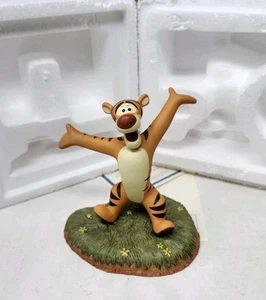 Pooh & Friends Congratulations To You Hoo Hoo Walt Disney Art Tigger Figurine  - Picture 1 of 12