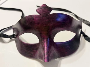 Masquerade Mask Antique Metallic Goth Purple Plastic Halloween Costume New - Picture 1 of 2