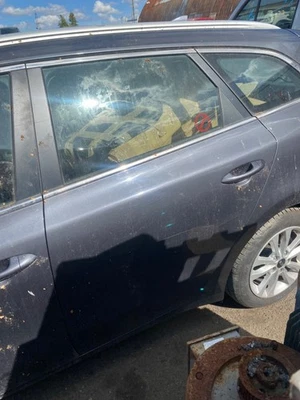 Kia Ceed estate 2018 passenger side rear door grey - Image 1 of 2