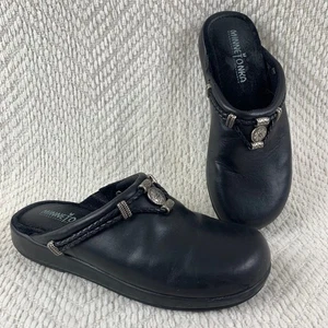 Minnetonka schwarze Leder Clogs Pantoletten Slipper Schuhe Damengröße 6 Boho verziert - Bild 1 von 13