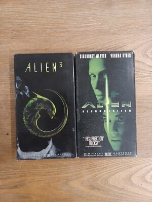 Alien 3 & Resurrection Alien 4 VHS Tapes EUC Sigourney Weaver - Image 1 of 4