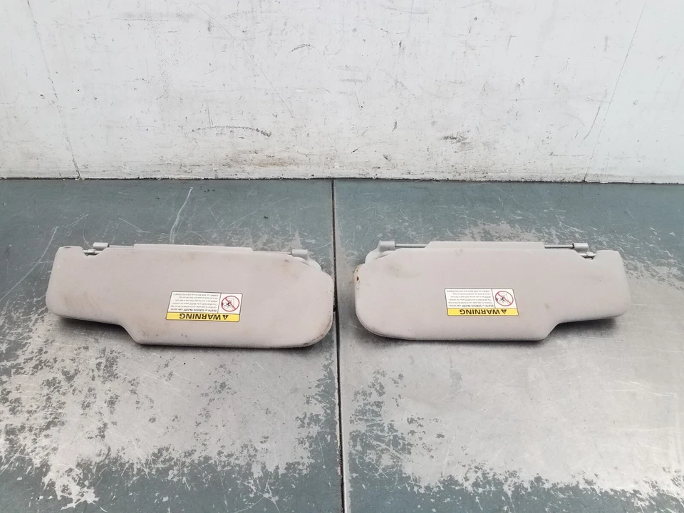 Grand Marquis/Corwn Vic Victoria 2000 parasoles #1010 D2 Foto 1 de 4