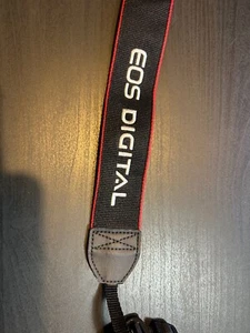 Brand New Genuine Canon EOS Digital camera strap / shoulder strap - Picture 1 of 13