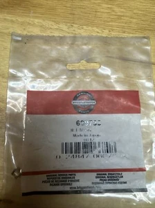 Genuine OEM Briggs & Stratton 699733 Main Jet NOS - Picture 1 of 5