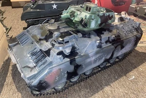 1:6 Scale Ultimate Soldiers M2 Bradley Fighting Vehicle - 21st Century Toys - Picture 1 of 19