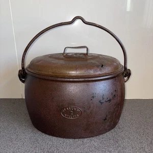Clark & Co. Antique Cast Iron Cooking Stove Pot & Lid 2 Gallons Rustic - Picture 1 of 8