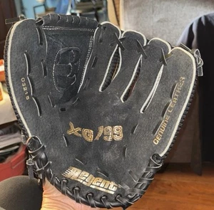 Regent Genuine Suede Leather XG/99 Baseball Glove Right Handed Thrower - Picture 1 of 3