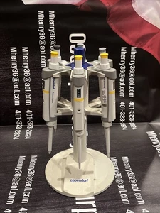 Set 6 - Eppendorf Research Plus 2,5, 2- 10, 20, 100, 200uL Pipetten + Karussell - Bild 1 von 8