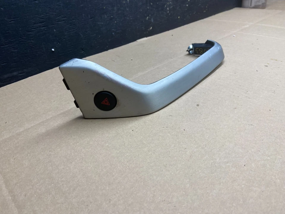 Panel de moldura de tablero Nissan Murano 2009-2010 con interruptor de botón de peligro OEM t9083 DG Foto 1 de 4