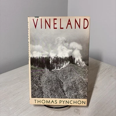 Vineland Thomas Pynchon HB First Edition 1990 w/ DJ Postmodern Literary Fiction - Image 1 of 4