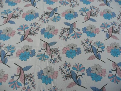 TISSU  VINTAGE  fleuri - Photo 1/4