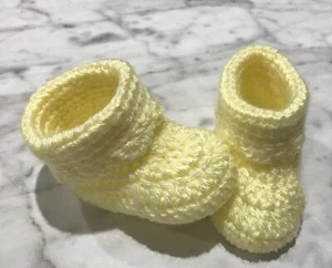 Crochet Shoes Handmade Newborn 0/3 Months Booties Yellow - Picture 1 of 7