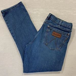 Wrangler Retro Jeans Mens 34 x 32 Slim Straight Western Cowboy Medium Wash Denim - Picture 1 of 16