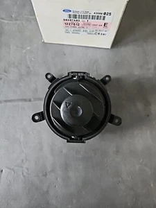 1227612 FORD FUSION FIESTA MK6 RIGHT SIDE DASHBOARD AIR NOZZLE 2S6H-A018B08 - Picture 1 of 5