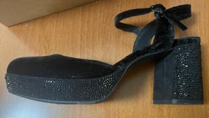 Indya Damen-Pumps mit Blockabsatz GRÖSSE 9 - Bild 1 von 7