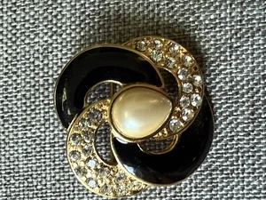 Vtg Monet Deco Brooch Enamel Rhinestone Black Enamel Gold Tone Swirl Abstract - Picture 1 of 4