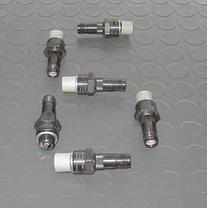6 bujías BERU NUEVO DE LOTE ANTIGUO para DKW F 91 Munga Bundeswehr blindado M18 - Imagen 1 de 1
