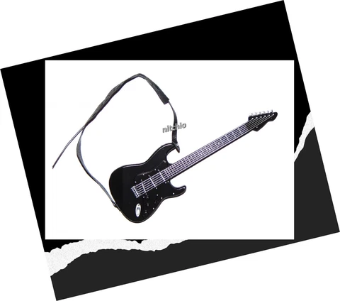 Mezco One:12 The Crow - GUITAR WITH STRAP Cover