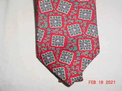 CORBATA DE SEDA PARA HOMBRE CLAIBORNE AZUL GRANATE 59" LARGO HECHA EN ESTADOS UNIDOS FLORAL EXCELENTE  Foto 1 de 4