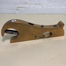  petit rabot en bronze  - lot 171