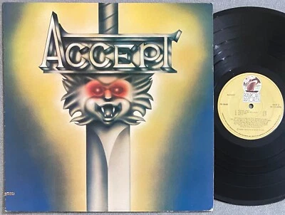 ACCEPT Self Titled PASSPORT LP Hard Rock Metal VG+ Foto 1 de 2