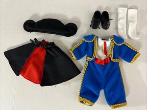 Vintage Madeline & Friends Matador Outfit für 8" Puppe - 2000 Eden - Neu/ohne Karton - Bild 1 von 2