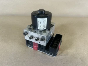 2010-14 Mercedes W221 S550 CL63 AMG ABS Anti Lock Brake Pump + Module 2214319512 - Picture 1 of 10