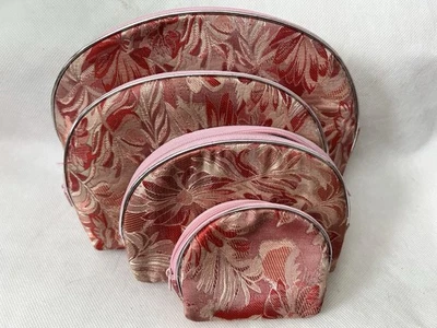 Juego de 4 bolsas con cremallera rosa/maquillaje seda anidación Foto 1 de 2