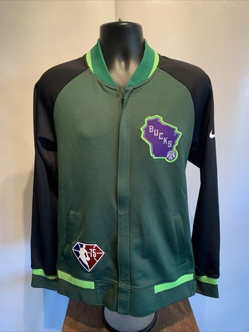 Milwaukee Bucks NBA Basketball Nike 2021/22 City Edition Showtime Jacket Small Cover