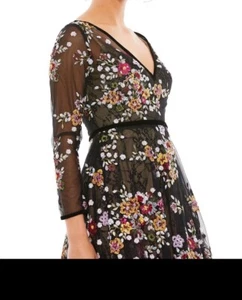 Mac Duggal Floral Embroidered Mesh Lace 3/4 Inch Sleeve V Neck Dress Size 10 - Picture 1 of 5