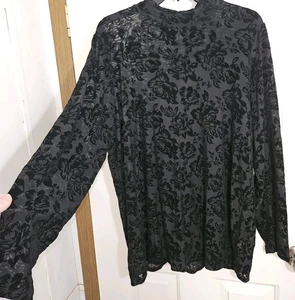 Torrid Sz 2 Top 2XL Velvet Burnout Mesh Black Floral Sheer Stretchy Whimsigoth - Picture 1 of 6