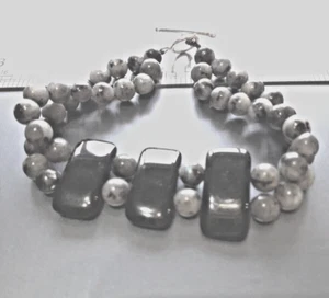 LARVIKITE BRACELET BLACK LABRADORITE SILVER PTD TOGGLE 3 BLACK GLASS CARRIER BEA - Picture 1 of 6