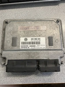VW Polo 9N Steuergerät Motorsteuergerät 03E906033L Simos 3PE - Bild 1 von 3