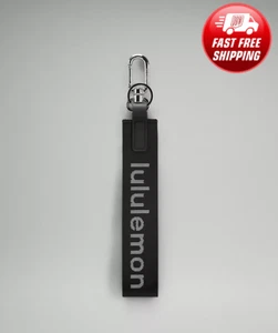 Lululemon Never Lost Key Chain One Size Black NWOT NEW - Picture 1 of 4