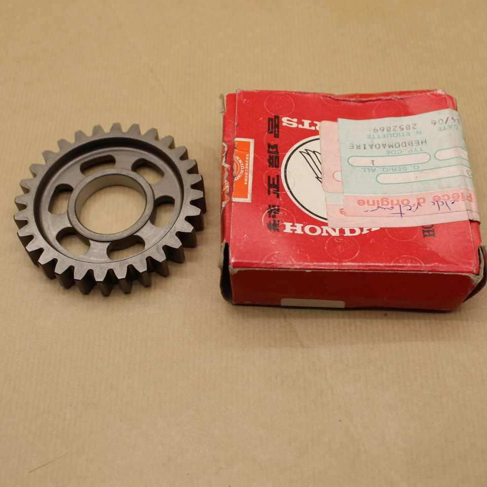 Pignon 2em arbre secondaire de boite HONDA 600 XR 1985-87 ref 23431-MK2-000