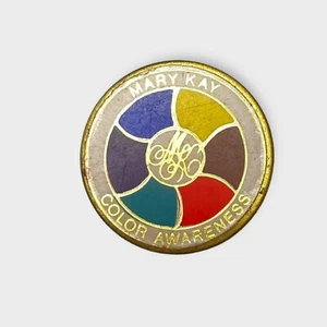 VTG Gold Tone Round Mary Kay Lapel Pin Brooch Color Awareness Cosmetics - Picture 1 of 2