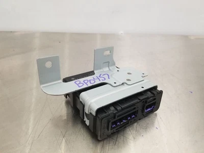 22 2022 NISSAN PATHFINDER SV THEFT-LOCKING GATEWAY CONTROL MODULE 284Z06SA0A - Image 1 of 4