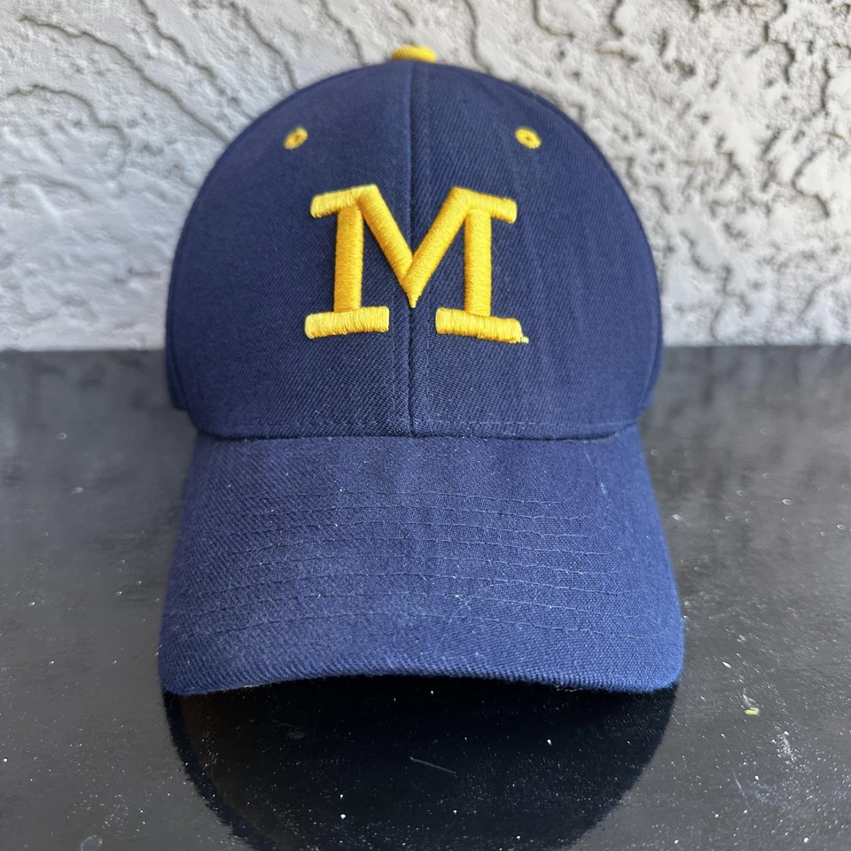 Michigan Wolverines Hat Cap Fitted Mens 7 5/8 Navy Yellow NCAA Baseball College - Image 1 of 4