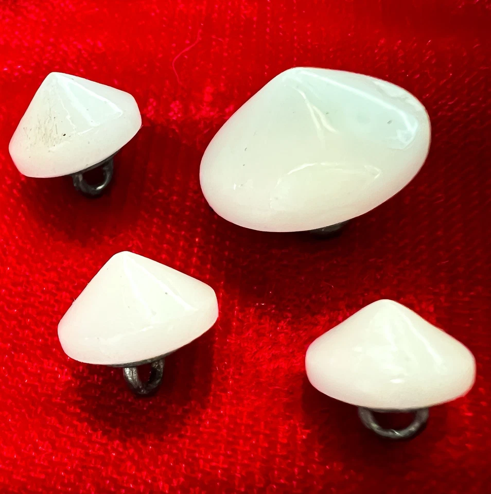 4 botones antiguos de polaina de cono de China blanca de vidrio de cerámica vástago de metal vintage Foto 1 de 4