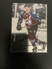 1999-00 ITG Be a Player Millennium Signature Series #67 Auto Joe Sakic Avalanche