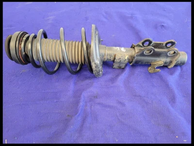 2010-2015 Chevrolet Camaro SS Passenger Right Strut Spring Front Suspension OEM - Imagem 1 de 4