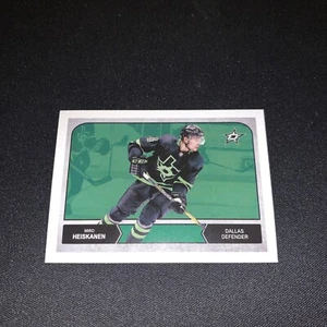 636 Miro Heiskanen Dallas Stars Topps NHL 2021 - 2022 sticker ice hockey - Imagen 1 de 2
