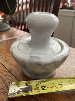 Vtg MARBLE MUSHROOM SHAPED MORTAR/PESTLE SPICE GRINDER WHITE /GREY4x4 - Image 1 of 4