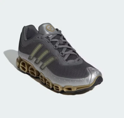 IE6531 Adidas Megaride Grigio Quattro Oro Metallizzato Argento Opaco (Uomo) 9,5 - Immagine 1 di 4