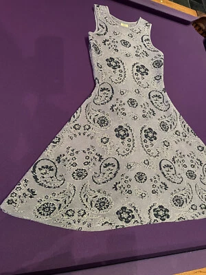 ISSA dress sleeveless lux nubby velour metallic thread L fits 6/8 silver Blue - Image 1 of 4