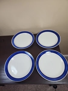 Gibson Possibilmente Nantucket Sail Blu Cobalto Rim Set di 4 Piatti 10" - Foto 1 di 12