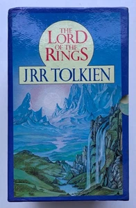 J.R.R. Tolkien The Lord of the Rings Vintage Paperback Boxset, 1986 Unwin - Picture 1 of 8